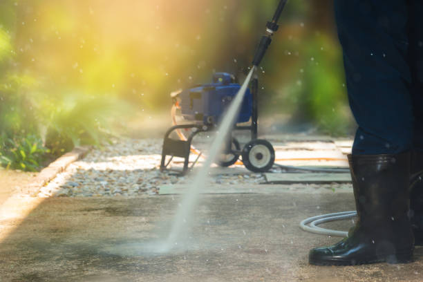 Best Gutter Cleaning  in Madison, NE